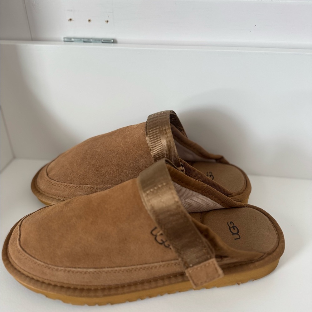 Goldencoast clogs